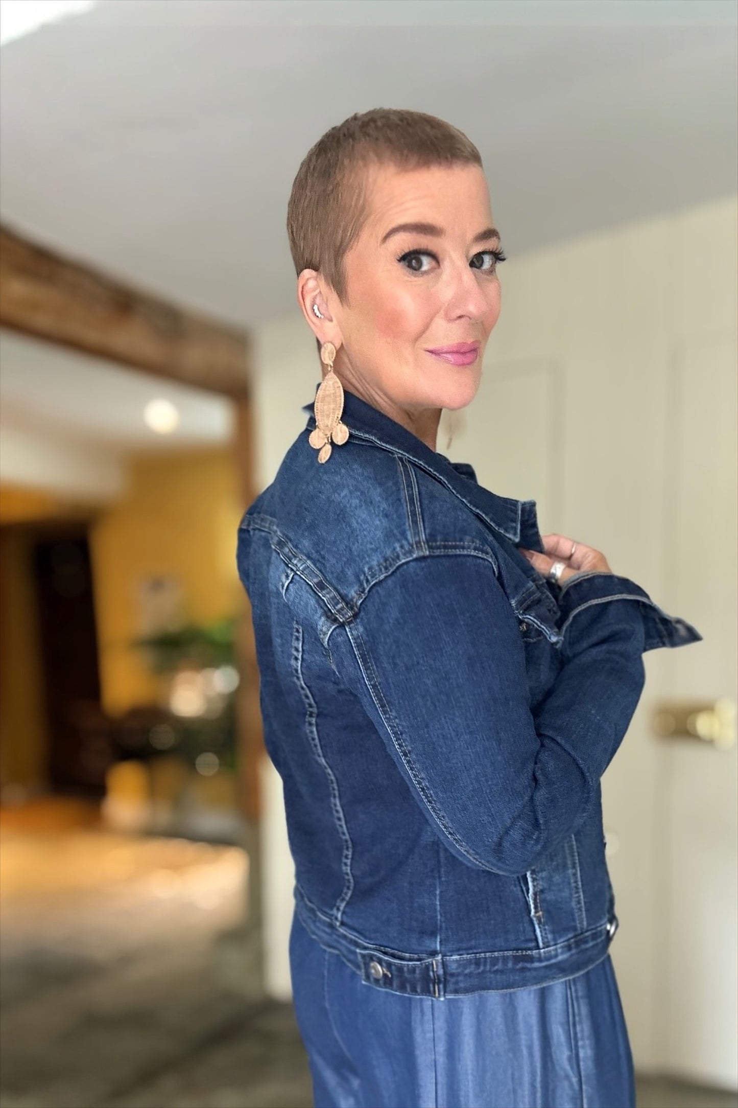 Classic Fitted Stretch Denim Jacket