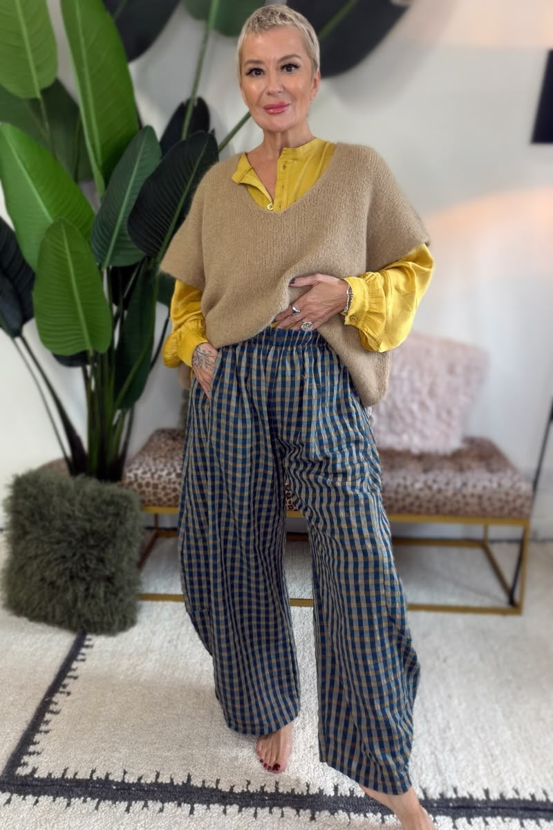 Gingham Barrel Leg Trousers