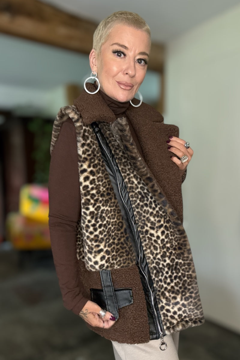 Raven Leopard Gilet