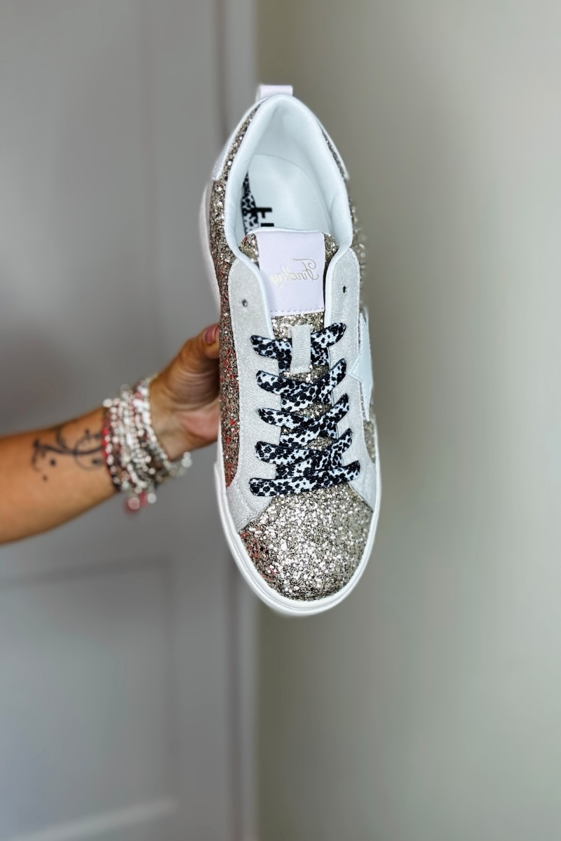 Finn Star Trainers - Light Gold