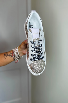 Finn Star Trainers - Light Gold