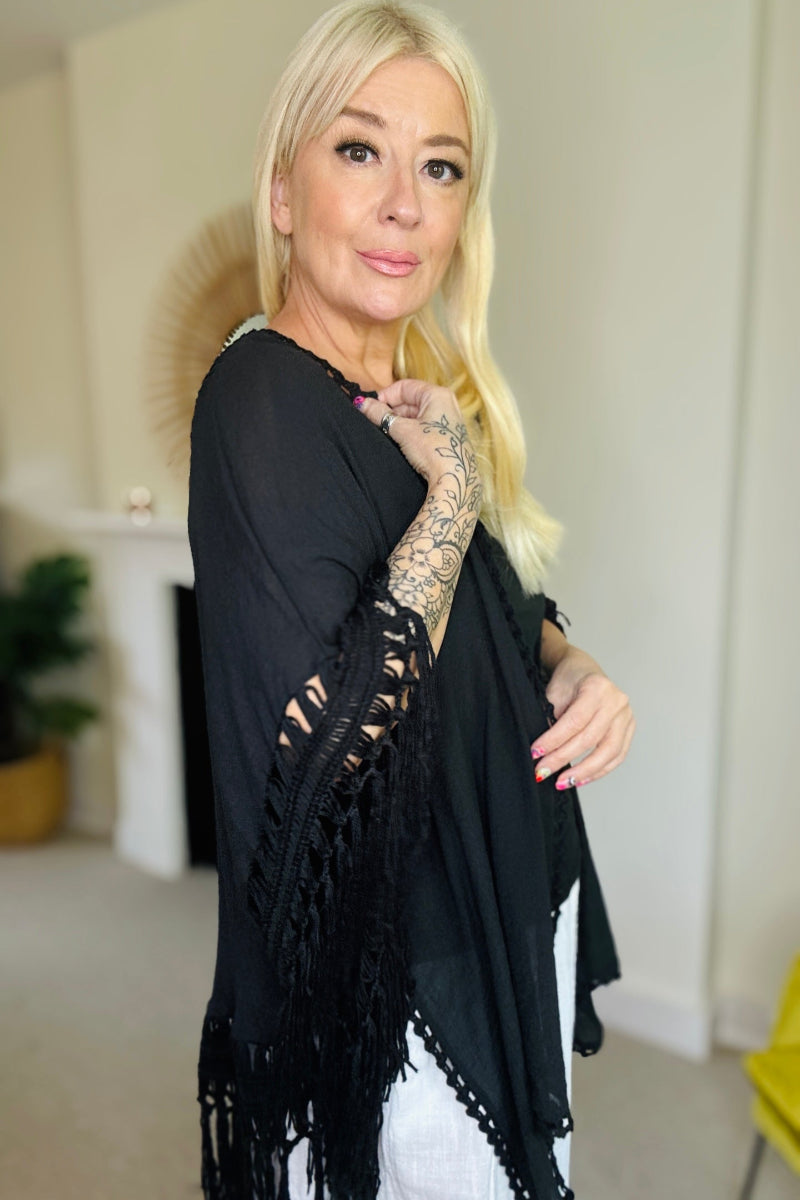 Tassel Beach Kimono in black