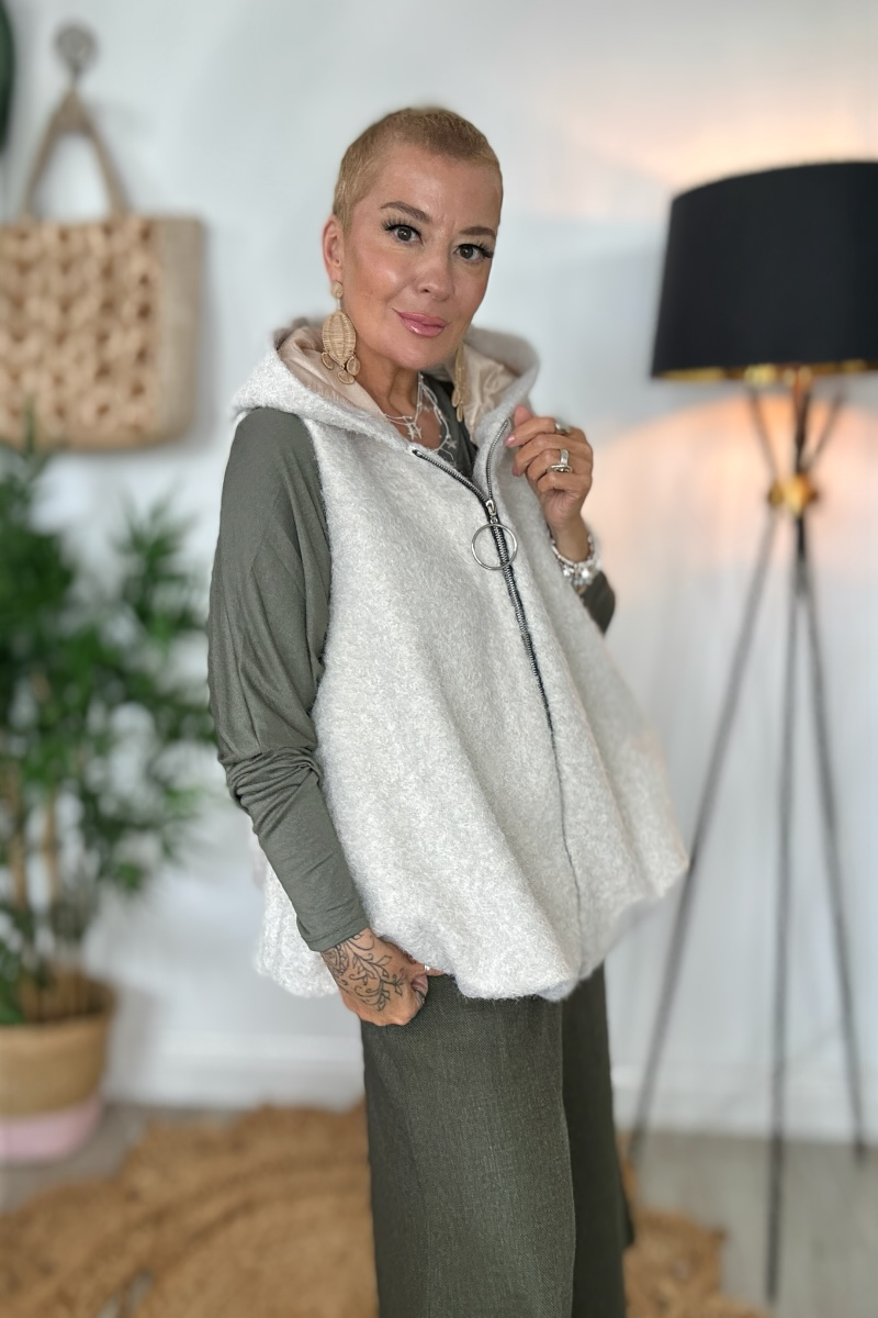 Oslo Hooded Sleeveless Jacket