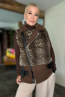 Raven Leopard Gilet
