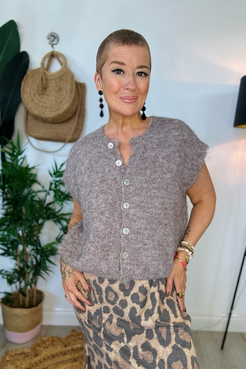 Clara Sleeveless Cardigan