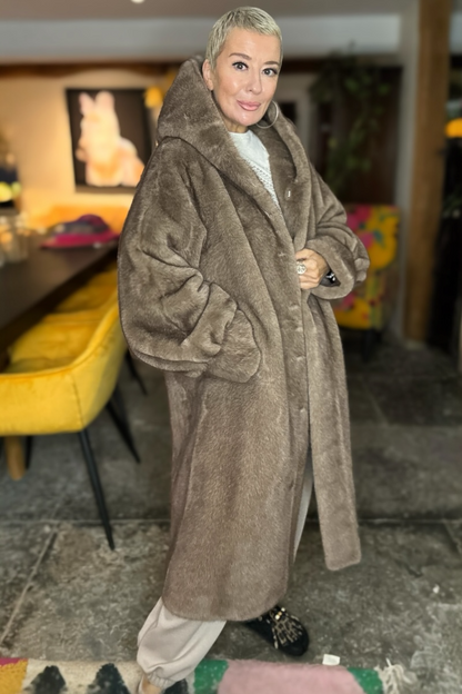 Porta Lux Faux Fur Coat