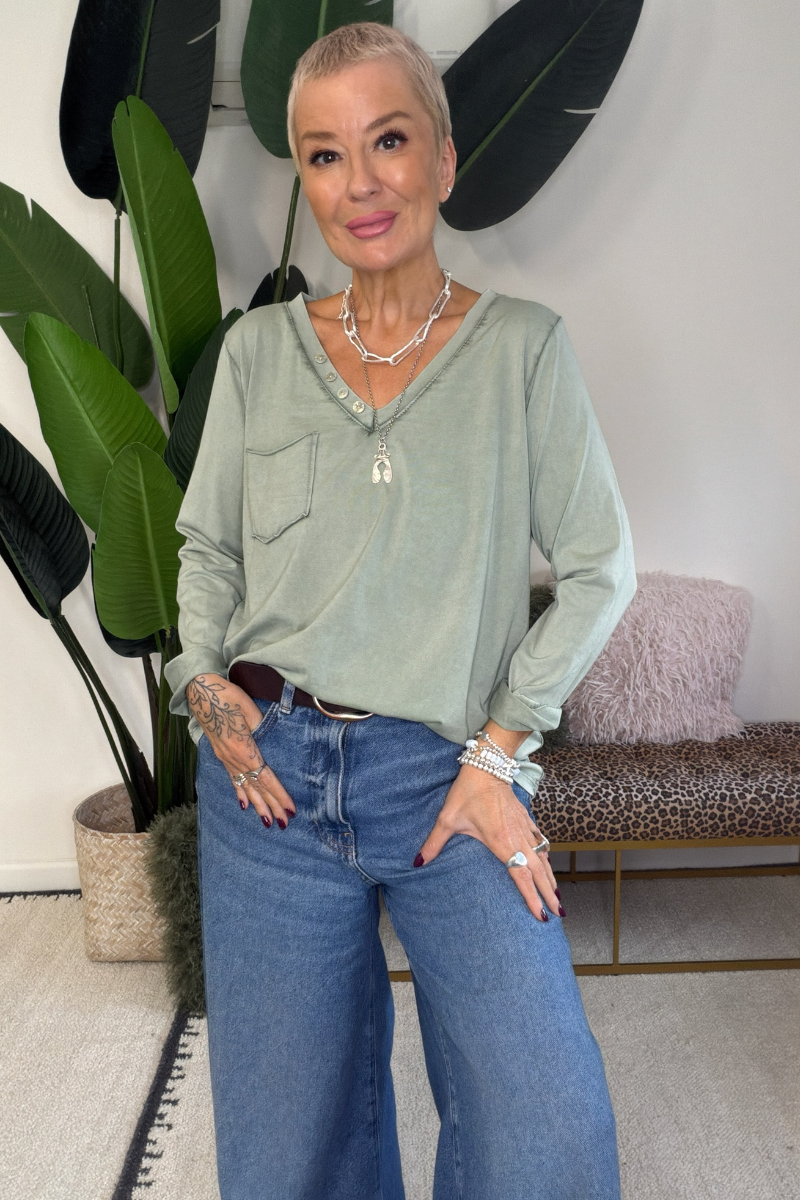 Essential V-Neck Long Sleeve T-Shirt
