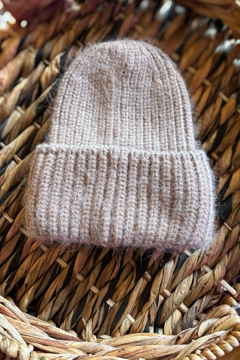 Cashmere Ribbed Beanie