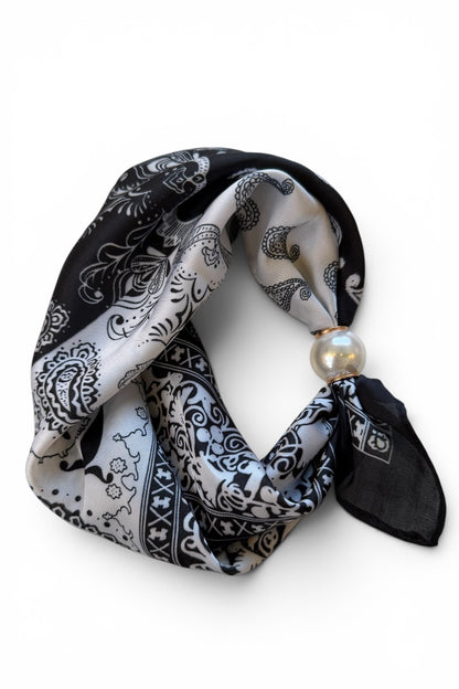 Magnetic Self Tie Scarf