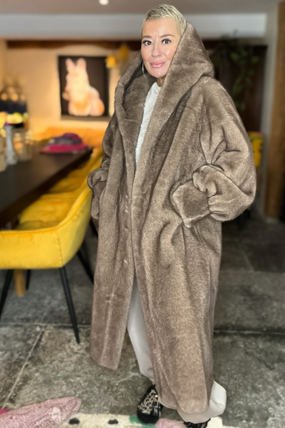 Porta Lux Faux Fur Coat