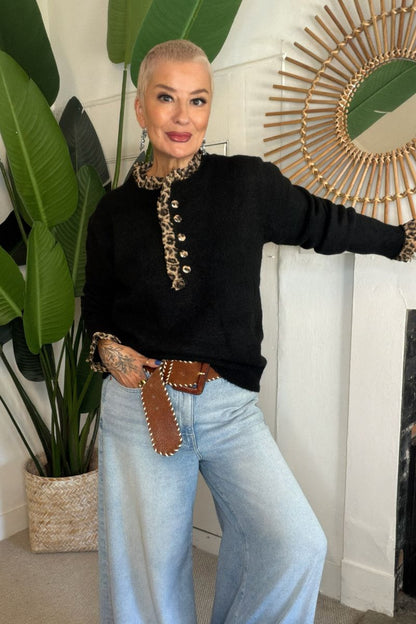 Leopard Collar Knit