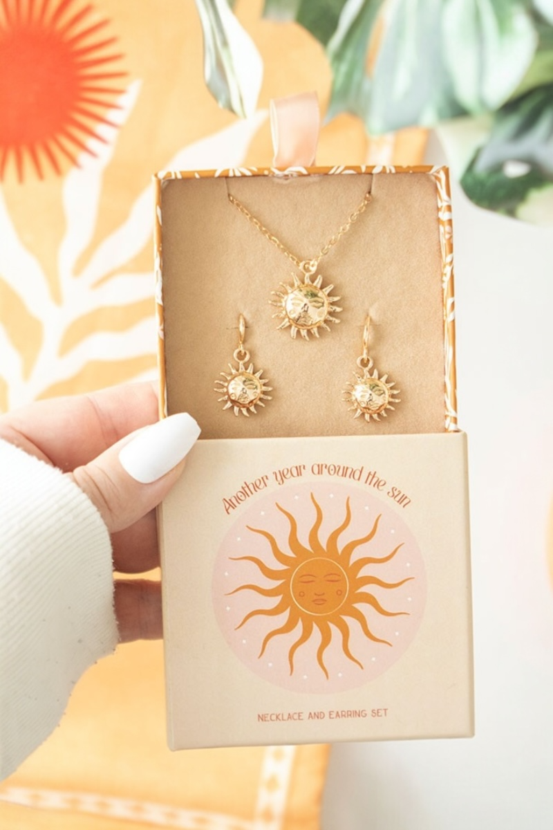 Sun Earring and Necklace Set