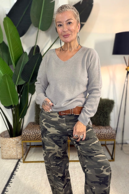 Essential V-Neck Knit