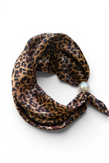 Magnetic Self Tie Scarf