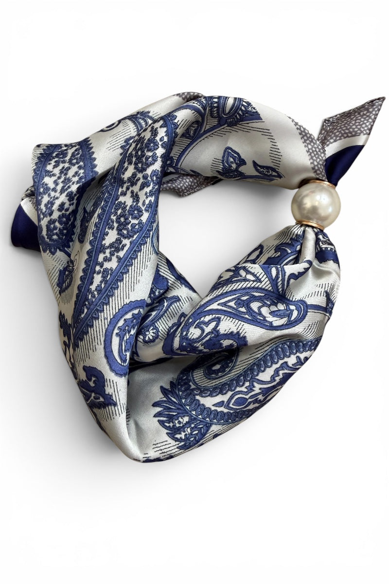 Magnetic Self Tie Scarf