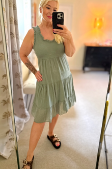 Suvi Midi Dress