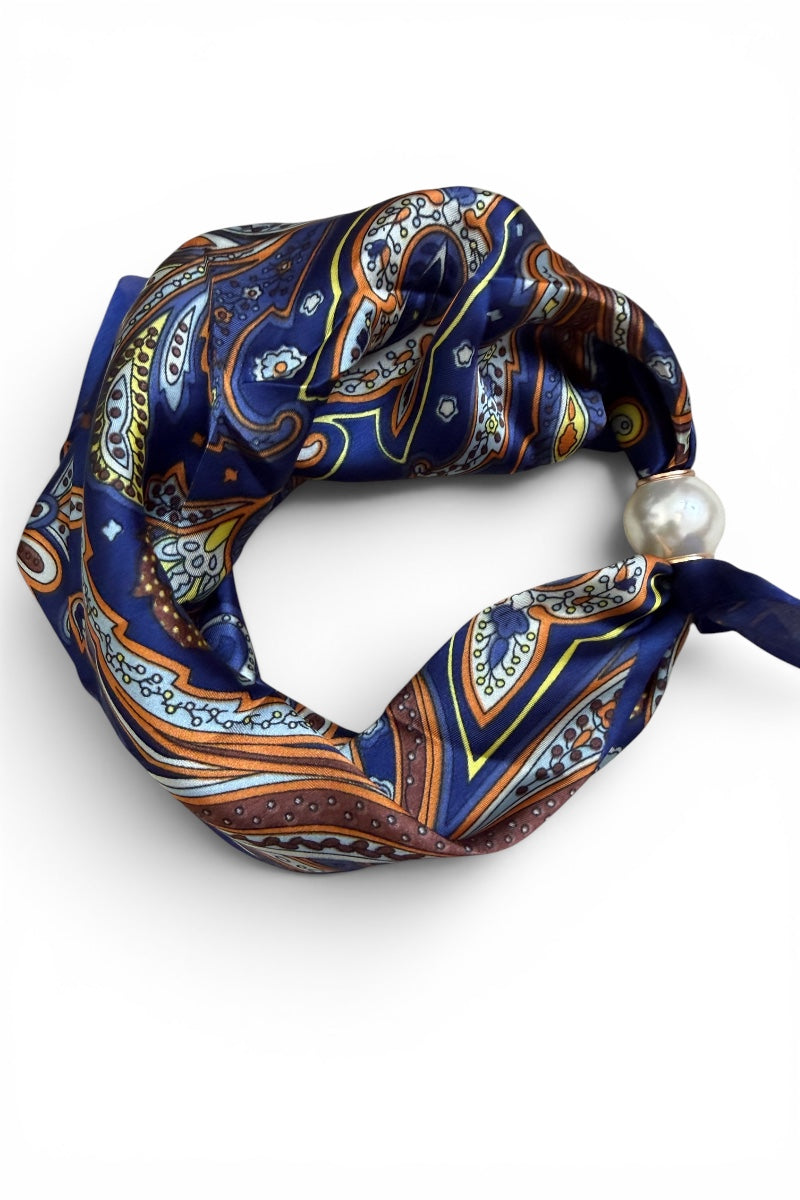 Magnetic Self Tie Scarf