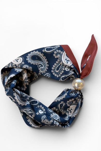 Magnetic Self Tie Scarf