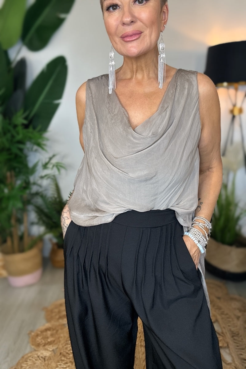 Soft Pleat Trouser