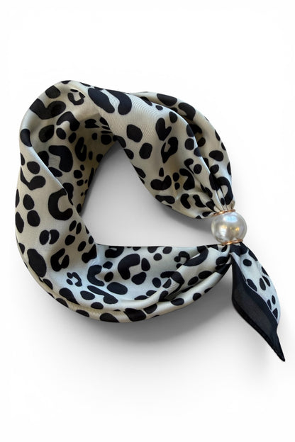 Magnetic Self Tie Scarf