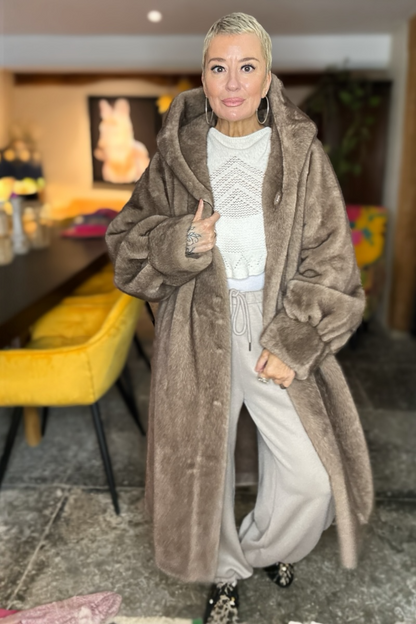 Porta Lux Faux Fur Coat