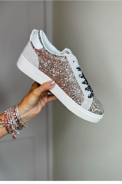 Finn Star Trainers - Light Gold
