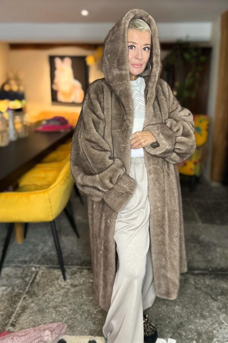 Porta Lux Faux Fur Coat