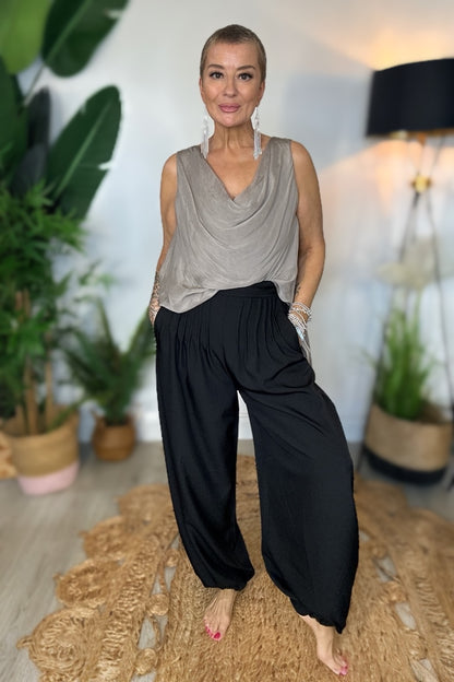 Soft Pleat Trouser