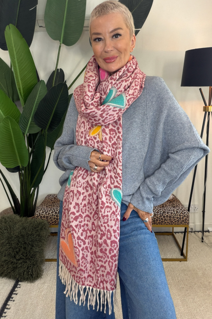The Big Scarf - Hearts