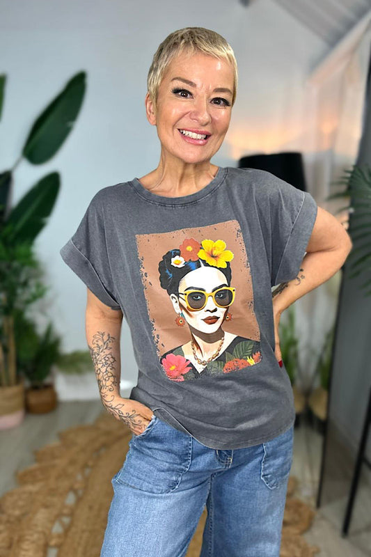 Acid Wash T-Shirt - Frida Kahlo