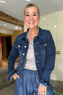Classic Fitted Stretch Denim Jacket