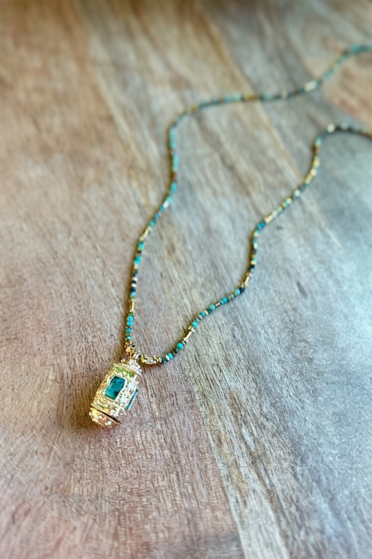 long pendant necklace 