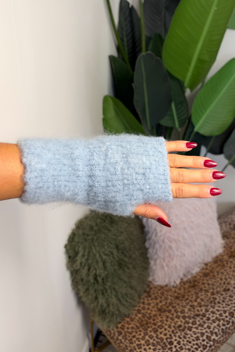 Knitted Wrist Warmers