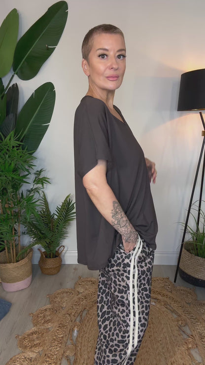 Millie V-Neck Top
