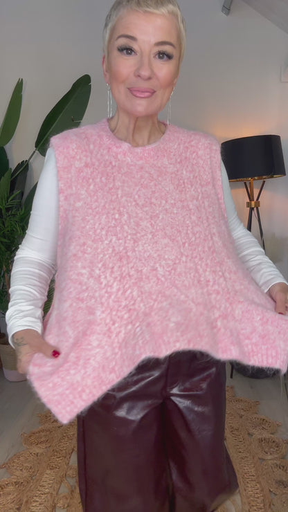 Knot Your Average Tank